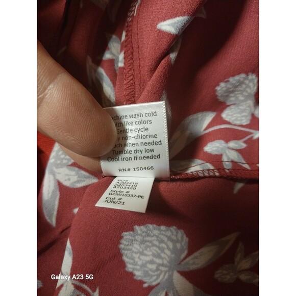 41 Hawthorn Red V Neck Floral Blouse Top w 3/4 Tie Sleeves Size Large Petite NWT - Picture 10 of 10